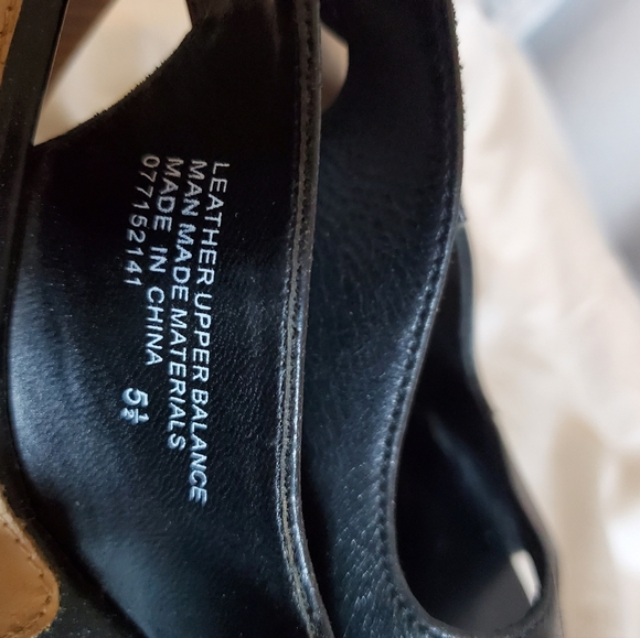 Heels - Picture 5 of 6